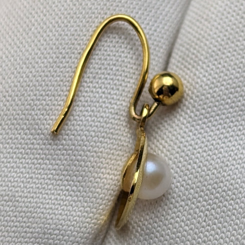 British Vintage Jewelry K9 Gold & Pearl Earrings
